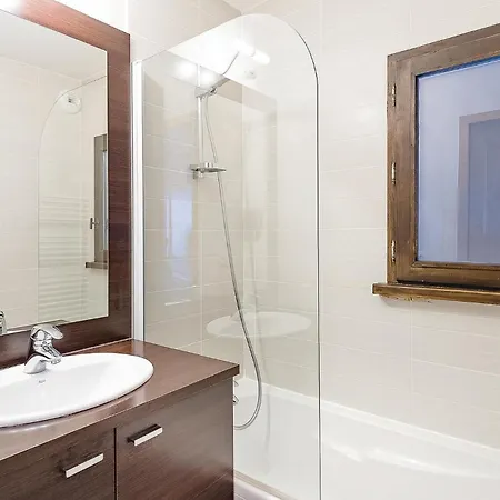 Les Fermes Emiguy Apartman